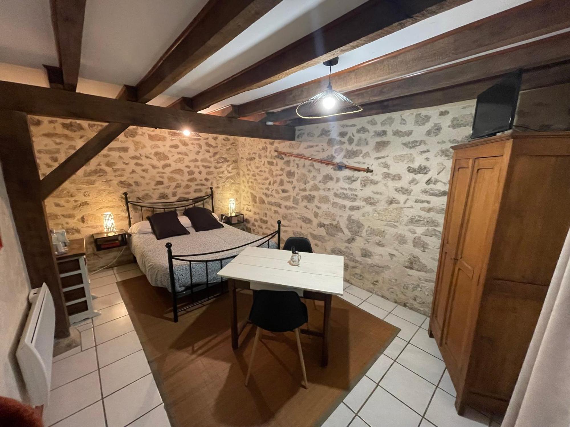 Maison D'Hotes Ourdeaux Et Gite Chez Rouchon Alleyrat  Exterior photo